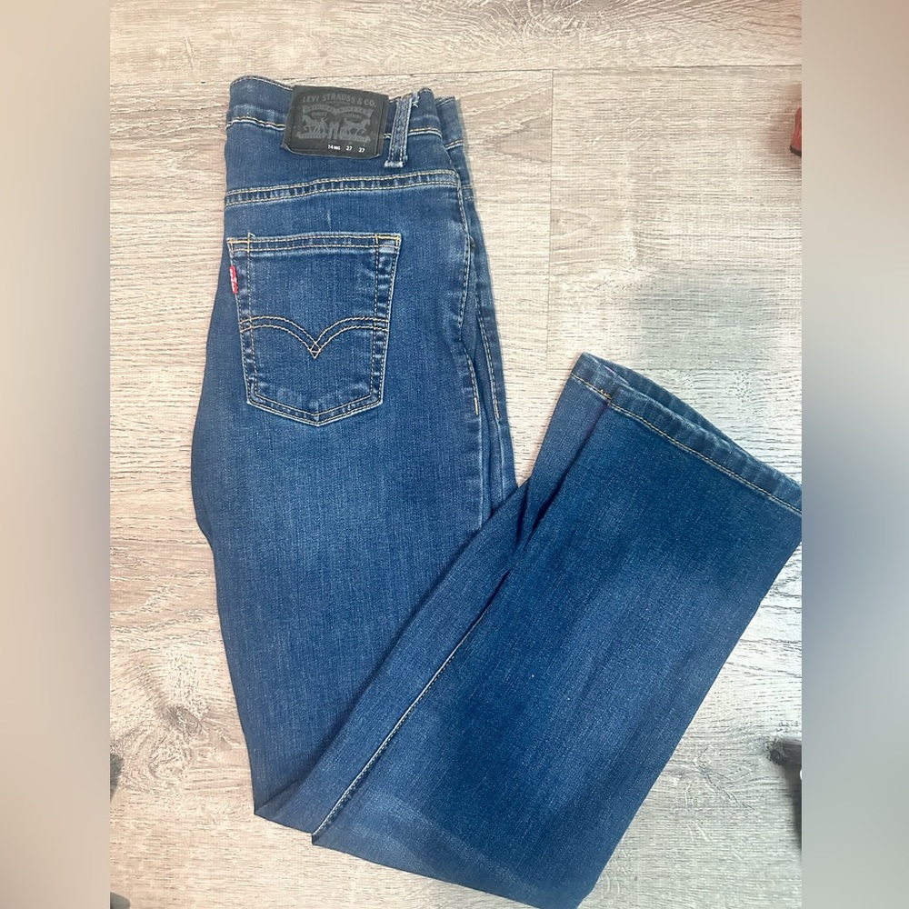 Preloved women Levis Jeans